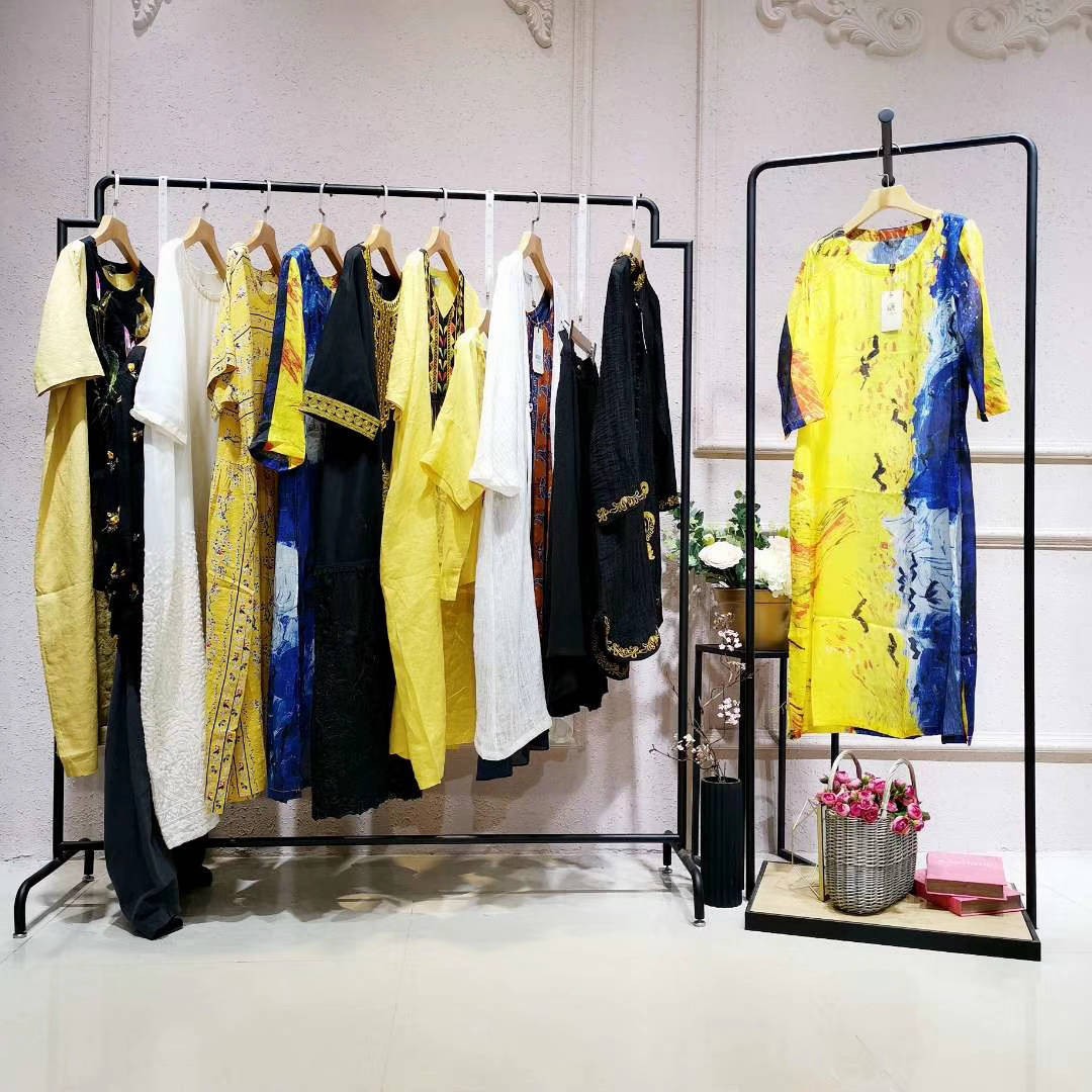 一品奴女装品旗舰店北京店侑货女装加盟店时尚女装棉服中长款宝蓝色