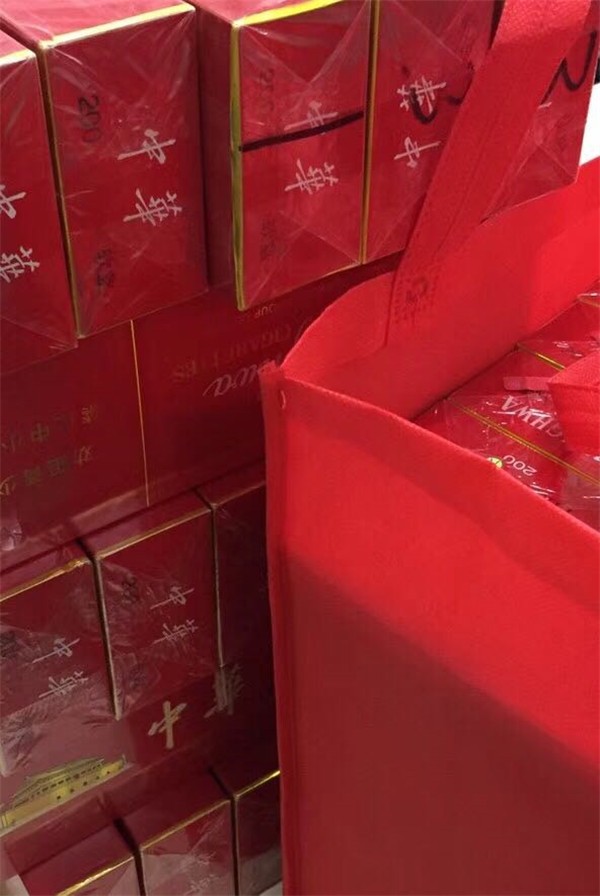 杭州南苑中华香烟回收联系这家