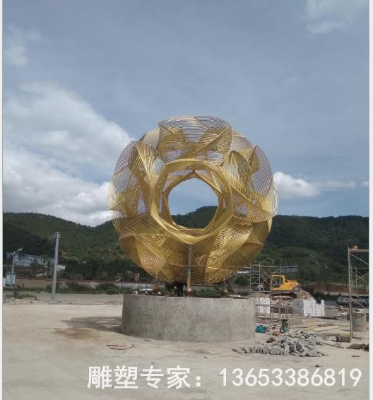 甘孜不锈钢镂空雕塑质量
