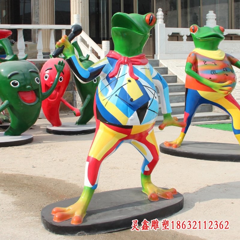 卡通青蛙玻璃钢雕塑-长沙青蛙玻璃钢雕塑订制
