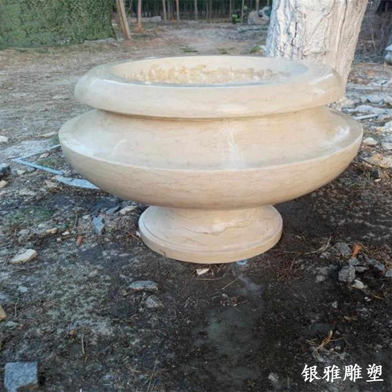永济石雕花钵-黄锈石景观花盆溢水盆咨询银雅雕塑