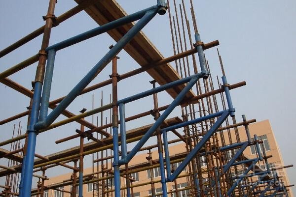 信义满堂脚手架租赁程峰挂式脚手架源头厂家
