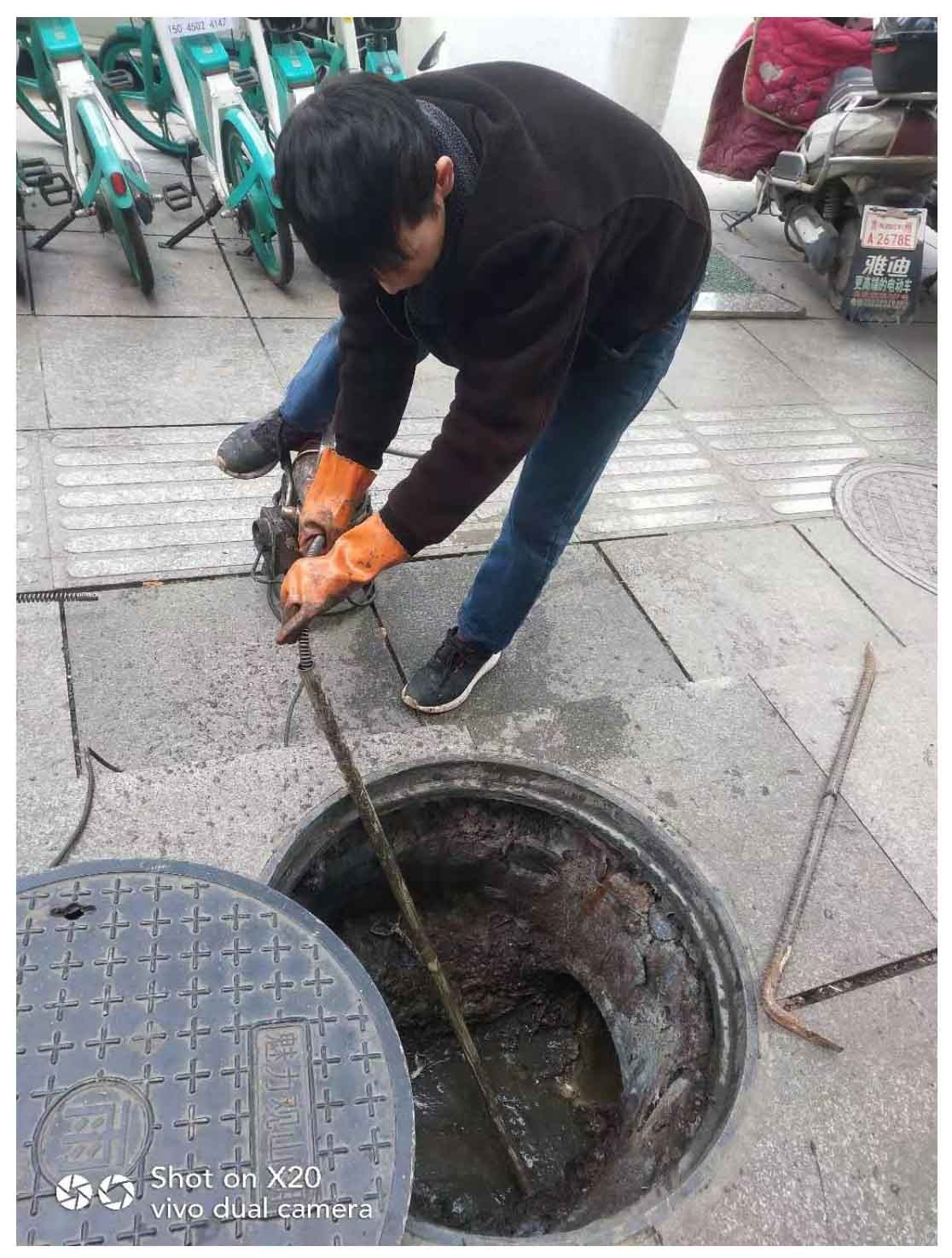 贵阳云岩厕所高压车疏通服务周到疏通下水道化粪池清理